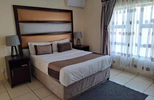 Germiston Casa | Ecotel OR Tambo Airport