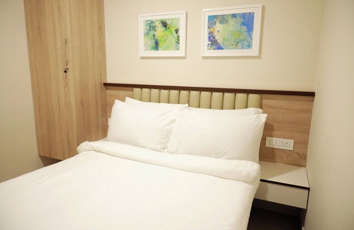 Kochi Cabina | EcoValue Kochi - 200 meters from Kerala High Court