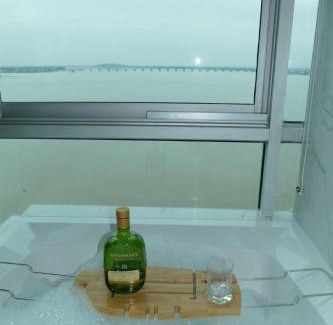 Puerto Santa Ana Apartamento | Ecuabook Penthouse Jacuzzi Riverfront 11012