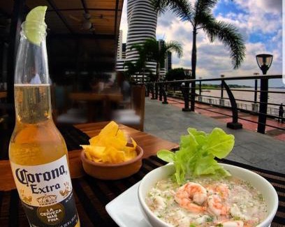 Puerto Santa Ana Apartamento | Ecuabook Penthouse Jacuzzi Riverfront 11012