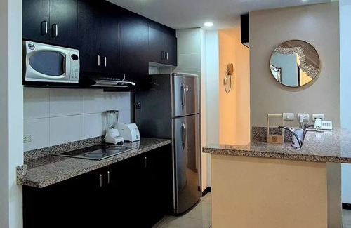 Simón Bolívar Apartamento | Ecuabook Torre Sol Departamento Familiar 901