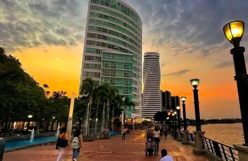 Las Peñas Apartamento | Ecusuites Resort Riverfront Family Dept Santa Ana Gye