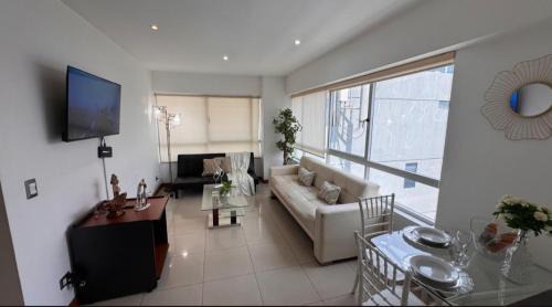 Simon Bolivar Apartamento | Ecusuites TorreSol I Parking Trade Center - Gye Airport