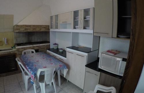 Enseada Casa | EDÍCULA 3 CÔMODOS-Enseada