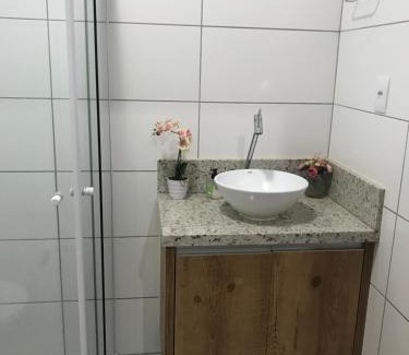 Varzea do Ranchinho Casa | Edícula - Residência Mello Silva