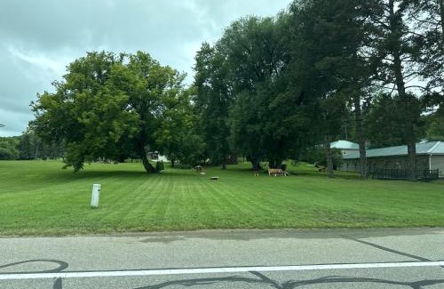 East Jordan Hotel | Eddys Motel