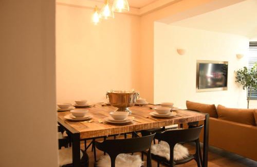 Olton Casa | Eden Escape - Bham Airport, NEC, HS2, JLR, Park Access