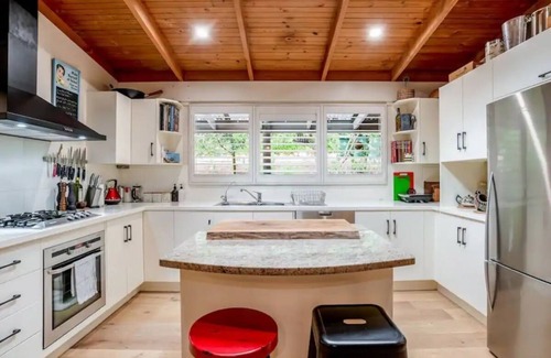 Aldgate Casa | Eden Gardens in the scenic Adelaide Hills (Aldgate village)