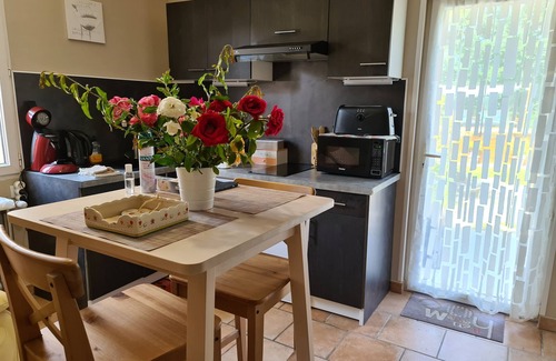 Fuveau Villa | EDEN HOUSE 250 m2, 4 bdrms 4 bathrms, private swimming pool, enclosed garden 4000 m2, parking lot