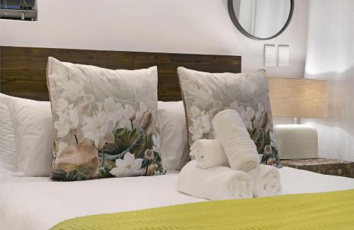 Big Bay Apartamento | Eden on the Bay 189 by HostAgents