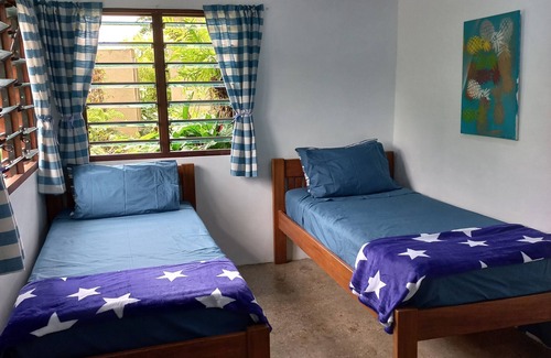Rentapow Casa | Eden on the River