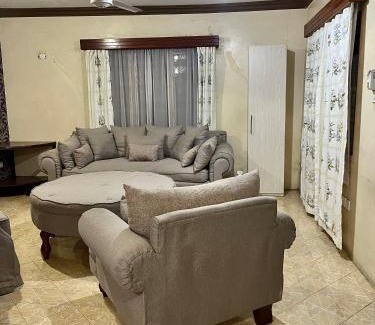 Bamburi Complejo | Eden Palms