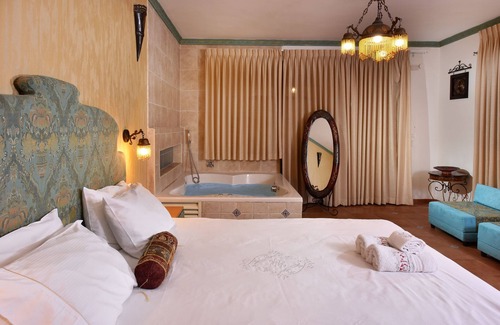 Had Nes Hotel | Eden's Boutique