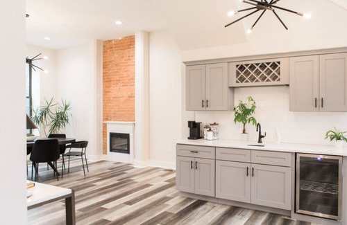 Walnut Hills Casa | Eden's Edge-- Luxury home 5 Minutes to Downtown, and steps to Eden Park!