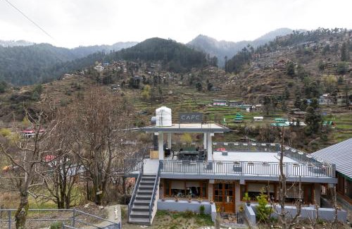 Jibhi Hotel | Eden Stay & Cafe