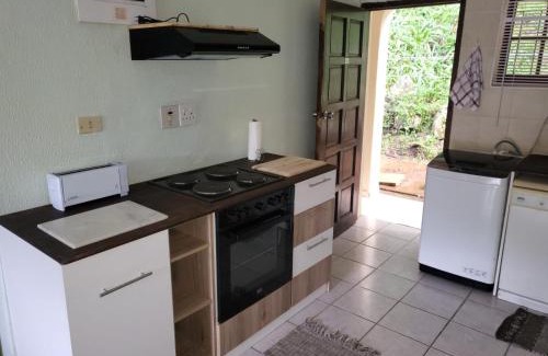Port Edward Apartamento | Eden Wilds 30