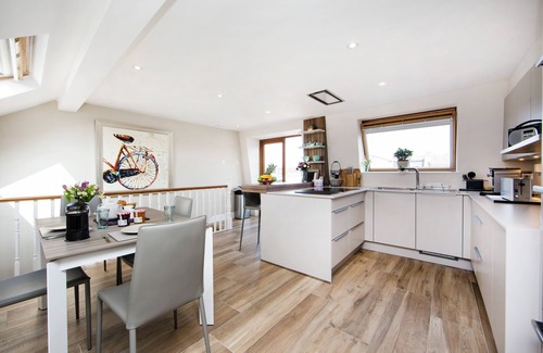 Sands End Apartamento | EDENVALE STREET, FULHAM - Stunning, 2 bed, 2 bath maisonette with roof terrace
