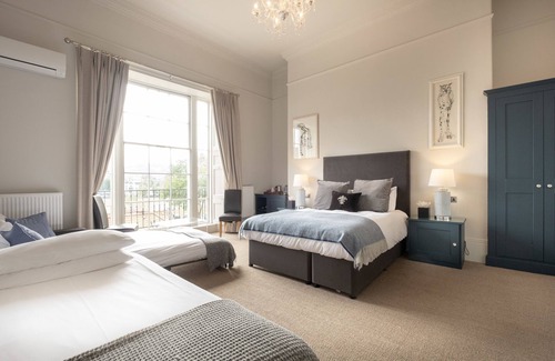 Bath Cama Y Desayuno | Edgar Townhouse