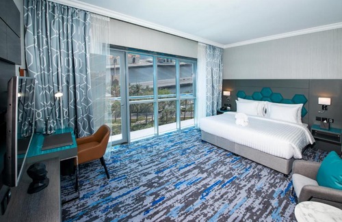Deira Hotel | Edge Creekside Hotel