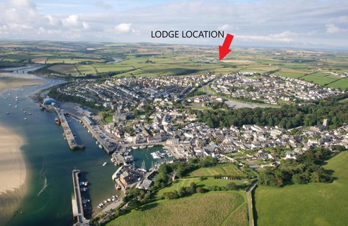 Treator Cabina | Edge of Padstow, 2 bedroom luxury lodge