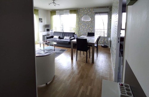 Carrieres-sous-Poissy Apartamento | Edge of the Seine