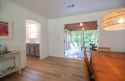 Auburn Casa | Edge of the Woods | 4 Bed, 2 Bath