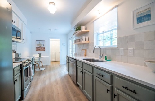 Auburn Casa | Edge of the Woods | 4 Bed, 2 Bath