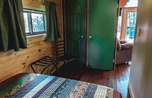 Rockbridge Casa | Edgewater Escape, Hocking Hills, Hot Tub, Pond