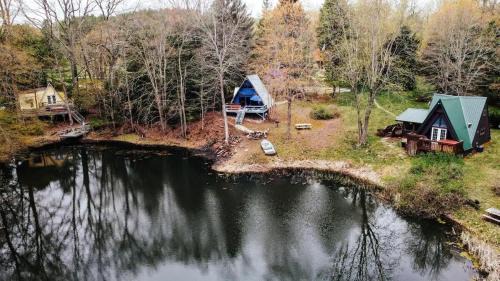 Rockbridge Casa | Edgewater Escape, Hocking Hills, Hot Tub, Pond