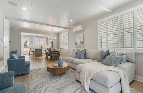 Cortez Casa | Edgewater Escape: Luxury Eco Canal-Front Home Near Beach with Pool & Dock