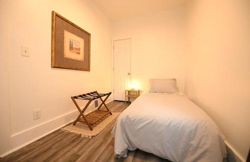 Detroit - Shoreway Apartamento | Edgewater Stay on W78th