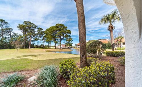 Panama City Beach Casa | Edgewater Villa #703