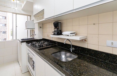 Bigorrilho Apartamento | Edifício Milena - Parque Barigui - MLN002