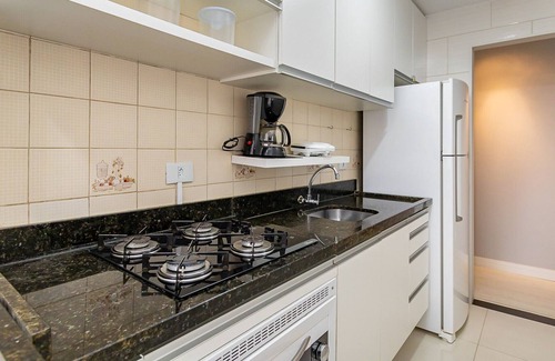 Bigorrilho Apartamento | Edifício Milena - Parque Barigui - MLN002