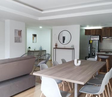 Quito Apartamento | Edificio Batán Plaza