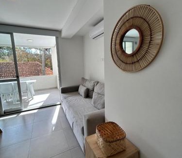 Cariló Apartamento | Edificio Cerezo 77 by D&G