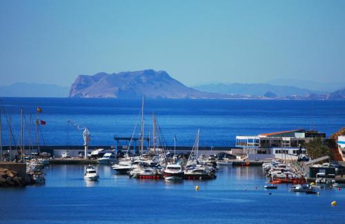 Puerto de Mazarrón Apartamento | Edificio La Isla