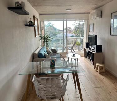 Punta del Este Apartamento | Edificio Mansa Inn - Parada 17 Mansa