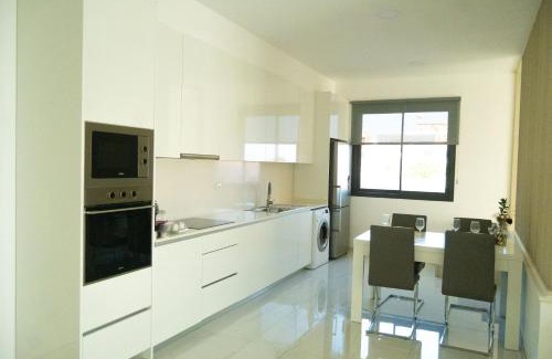 Praia Apartamento | Edificio Victor