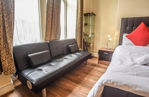 Tollcross Apartamento | Stupendous City Centre Flat Close to Princess Street.