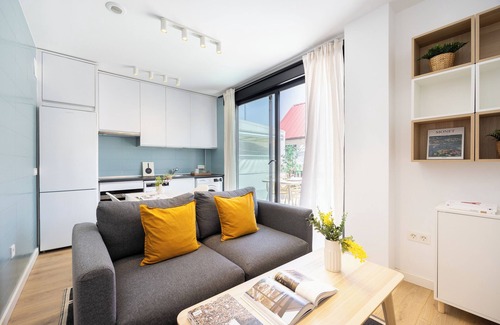 Canillas Hotel | Edmond Vibes Airport - Ifema Hub