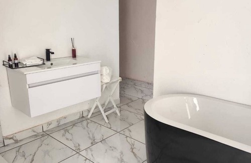 Madibeng Cabina | Edrange Luxury Lodge