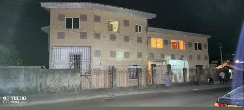 Libreville Apartamento | Edzina Meublée