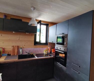 Thollon-les-Memises Apartamento | Effalées