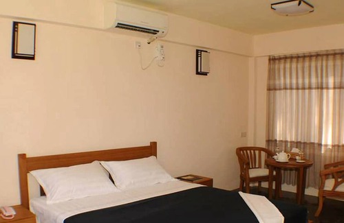 Ngwe Saung Hotel | EFR Seconda Casa Beach Resort