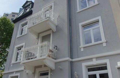 Weststadt Sudlicher Teil Apartamento | EG Weststadt Karlsruhe 4 Zimmer