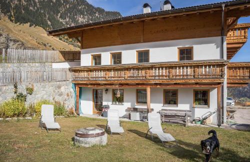 Moso in Passiria Apartamento | Egarthof Ferienwohnung Arnika