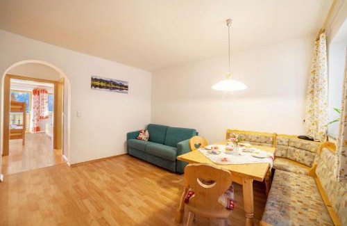 Moso in Passiria Apartamento | Egarthof Ferienwohnung Arnika