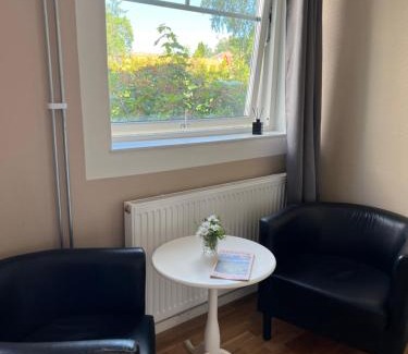 Vikingstad Apartamento | Egen lägenhet i charmig miljö i Linköping V