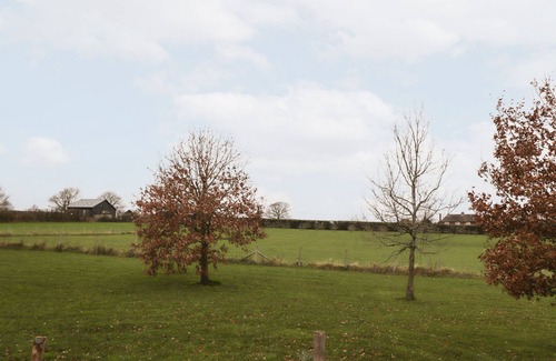 Five Oak Green Cabaña | EGYPT GRANARY, with a garden in Brenchley